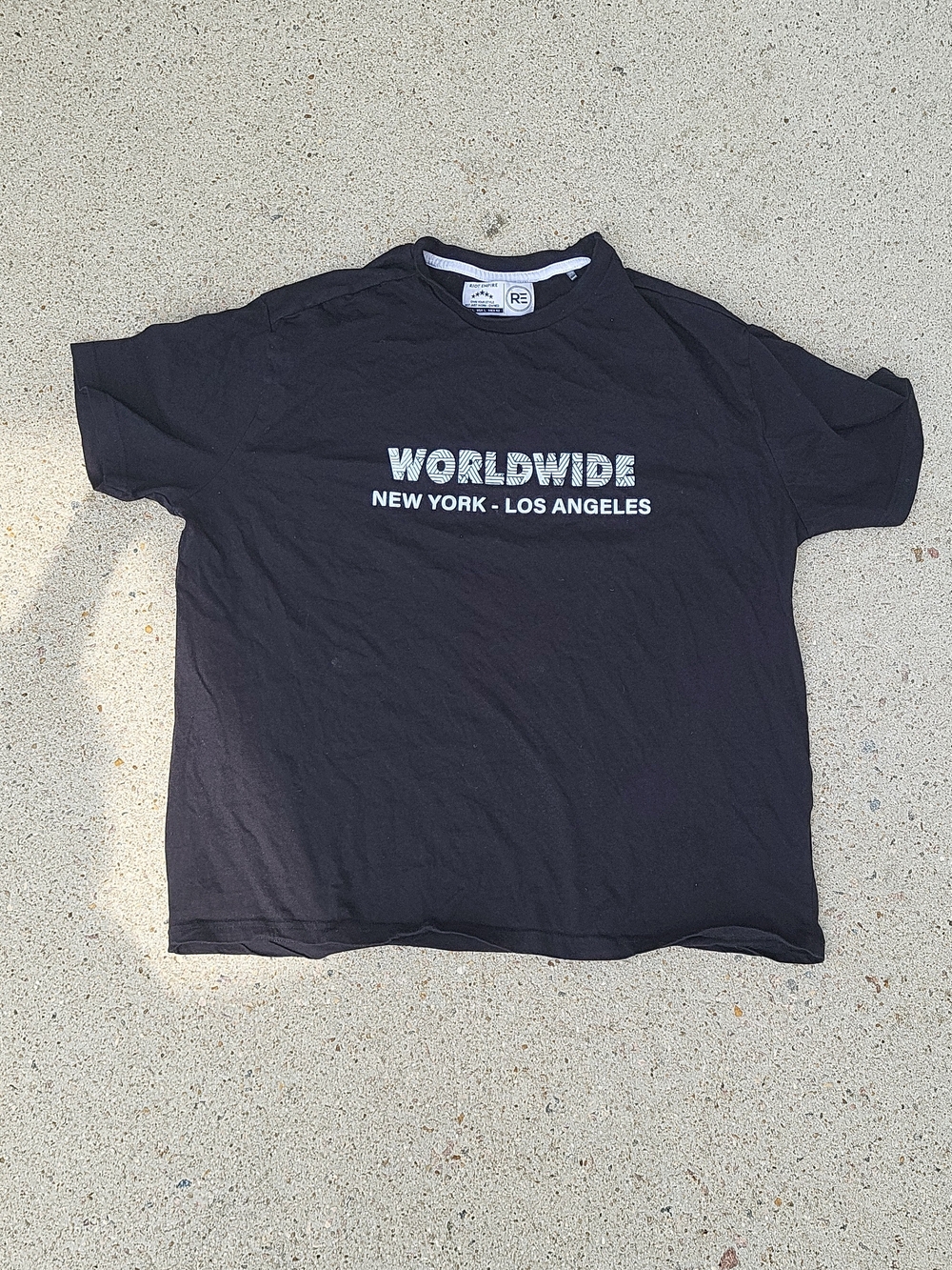 Y2K Vintage Worldwide New York - Los Angeles Black Graphic Tee